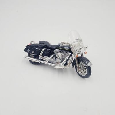 SMALL COLLECTABLE HARLEY DAVIDSON MOTORCYCLE #1