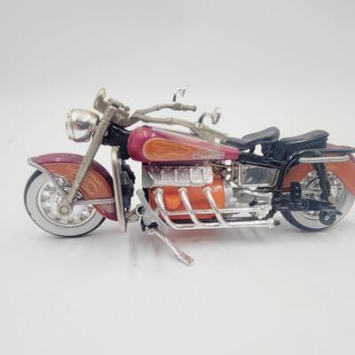 SMALL COLLECTABLE HARLEY DAVIDSON MOTORCYCLE #2