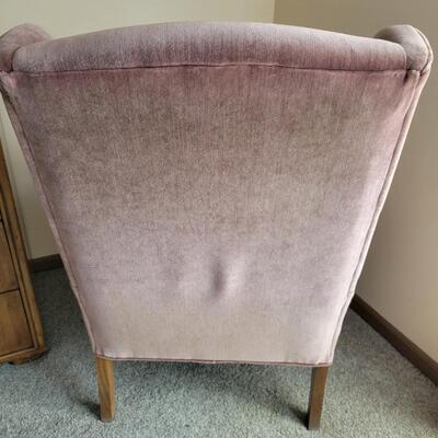 SOFA ECT WINGED BACK COMFY CHAIR