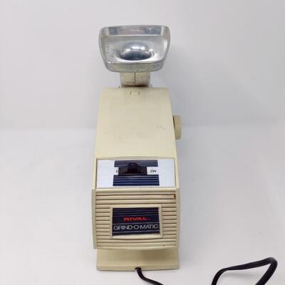 VINTAGE RIVAL GRIND-O-MATIC ELECTRIC GRINDER