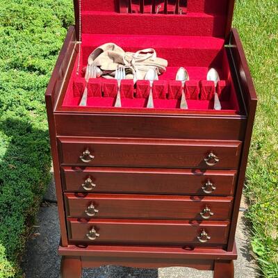 Lot 153: Silverware Chest w/Silver Plate Sets