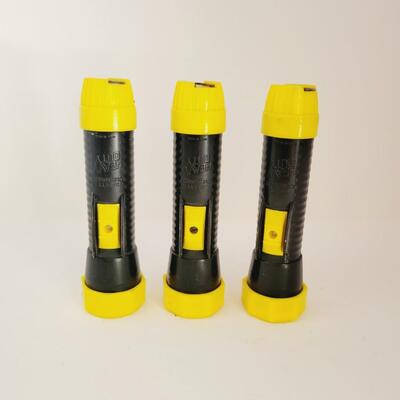 3 PLASTIC YELLOW & BLACK FLASHLIGHT