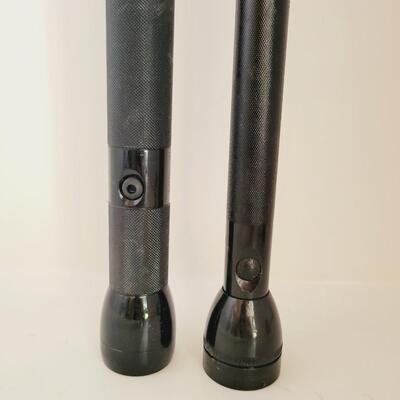 RAYOVAC & MAG LIGHT METAL FLASHLIGHT BUNDLE