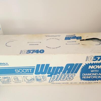 GARAGE PAPER TOWEL BUNDLE