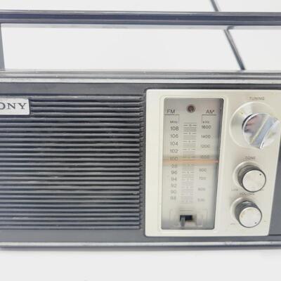 VINTAGE SONY AM/FM RADIO