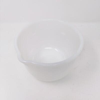 VINTAGE BOWLS AND BEATER SET FOR SUNBEAM MIXMASTER MODEL 10A