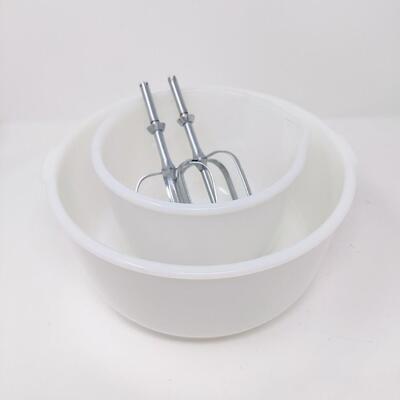 VINTAGE BOWLS AND BEATER SET FOR SUNBEAM MIXMASTER MODEL 10A