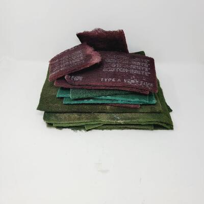 BUNDLE OF SCRATCHY PADS