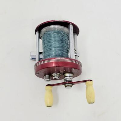 BRONSON REEL CO. FISHING REEL