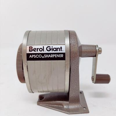 BEROL GIANT APSCO SHARPENER