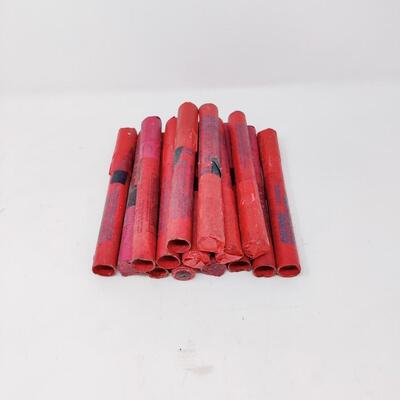 ORION 10 MINUTE RED EMERGENCY FLARE BUNDLE