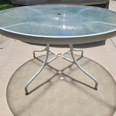 GLASS TOP OUTDOOR PATIO TABLE