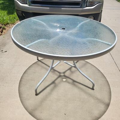 GLASS TOP OUTDOOR PATIO TABLE