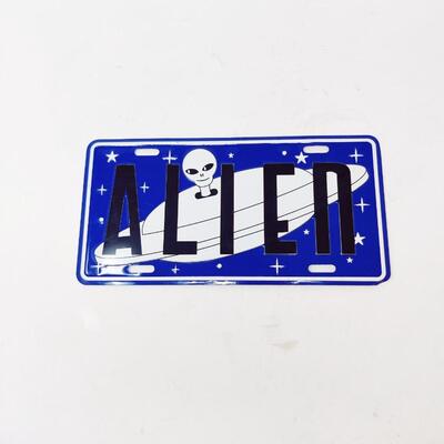 ALIEN LICENSE PLATE