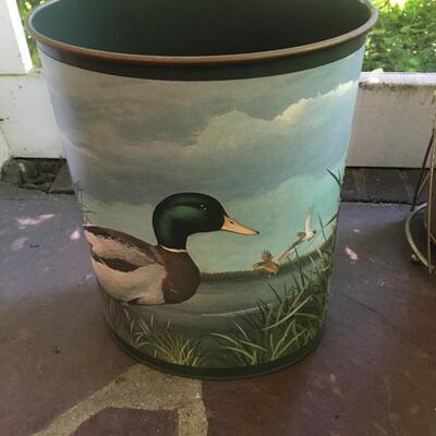 Vintage trash can with mallard design