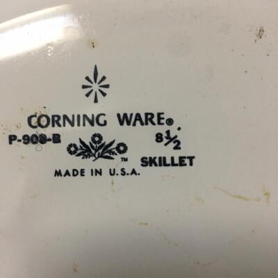 Corning ware  cornflower double spout skillet set