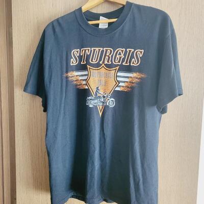 STURGIS MOTORCYCLE RALLY LARGE TSHIRT