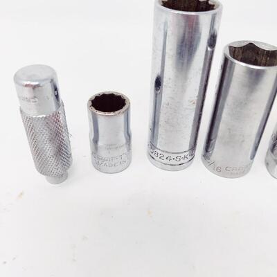 SOCKET AND RATCHET ACCESSORIES LOT #1