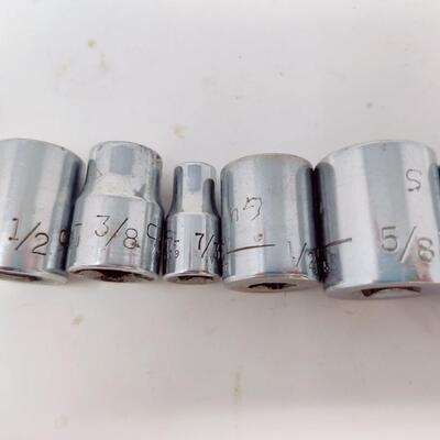 SOCKET AND ACCESSORIES LOT #3
