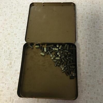 GE Radio Knob set screws tin