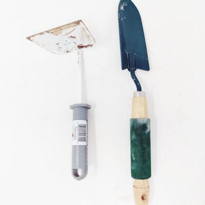 GARDENING TOOLS