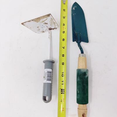 GARDENING TOOLS