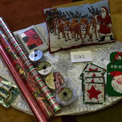 Christmas Decor Lot