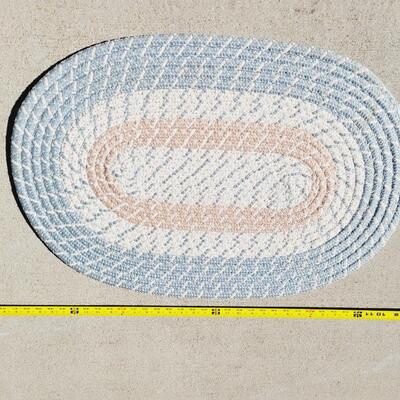 BEAUTIFUL BRAIDED RUG