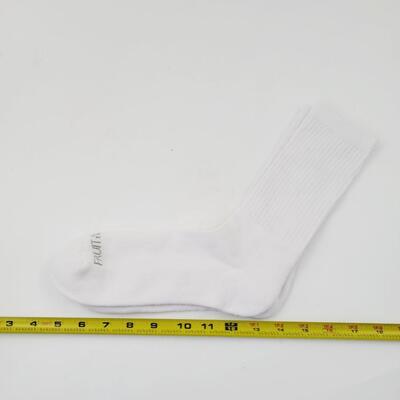 FRUIT OF THE LOOM SOCKS 3 PAIRS NEW