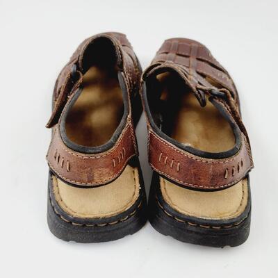 SONAMA LEATHER MENS SANDLES SIZE 9