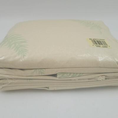 QUEEN SIZE SET OF SHEET - NEW IN PKG