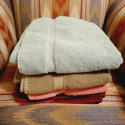 4 PC TOWEL BUNDLE