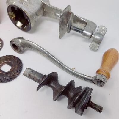 VINTAGE KEYSTONE FOOD CHOPPER