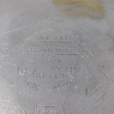 MAITRE'S PRESSURE COOKER 4.2 QT