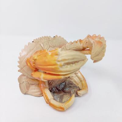 CRAB LIQUOR BOTTLE HOLDER