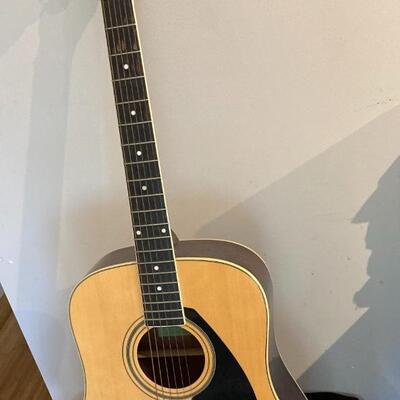 Yamaha FD-02 Acoustic Guitar