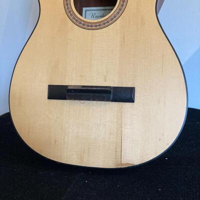 Rawdon Hall Classical Guitar Natural Rosewood/Spruce