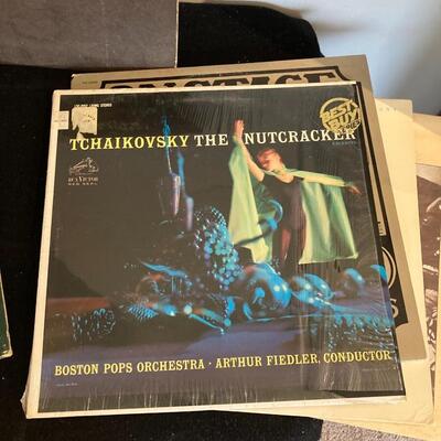 Mixed Vintage Record Album Lot with Crosby, Nash, Diana Ross and moreâ€¦