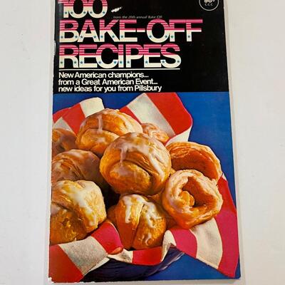 Vintage Cookbook Lot - Pillsbury