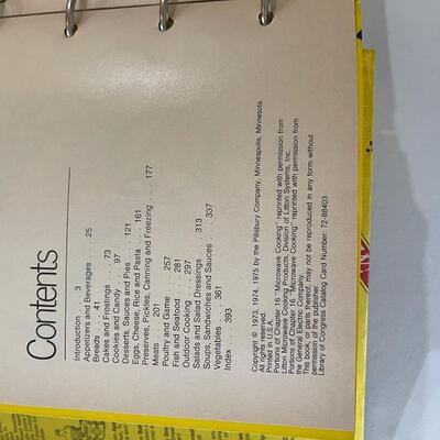 Vintage Cookbook Lot - Pillsbury