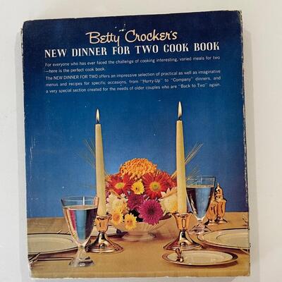 Vintage Betty Crockerâ€™s Cookbooks - Dinner