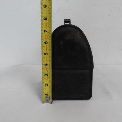 Black Metal Thermos Lunchbox. 10"x7.5"x4.5" Rusted & Vintage