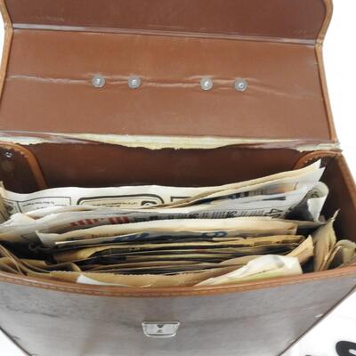 Brown Carry Case W/38 Vintage 78's Records- Eddie Arnold, Hank Williams & More