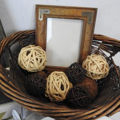 Home Dewcor: GLass Bottles W/Hanging Wire, Wicker, Frames, Milk Glass Bud Vases