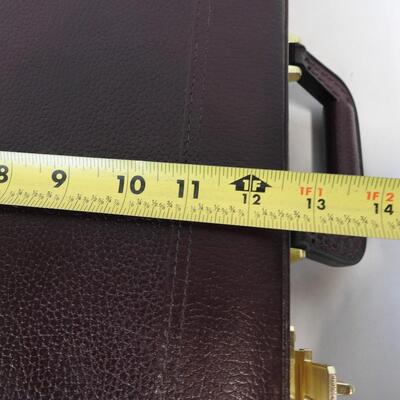 Atlantic Fine Mark Executive Case, Brown, Combination Lock, Good Condition-Clean