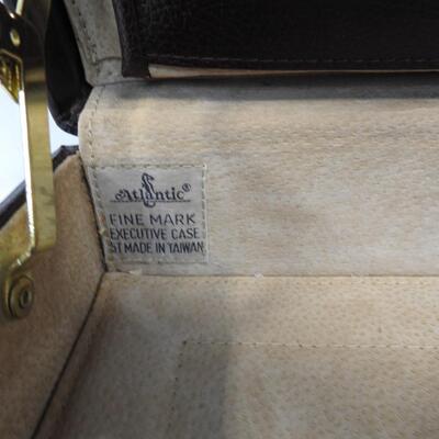 Atlantic Fine Mark Executive Case, Brown, Combination Lock, Good Condition-Clean