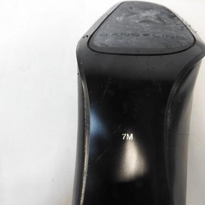 2pr Women Shoes: White BASS Size 7 1/2 M -NEW, Black Bandolino  Size 7 M-Used