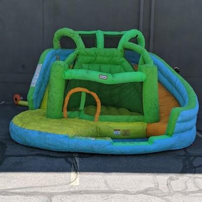 Inflatable Wet 'N Dry Water Park, Used, 2 Holes In Bounce House, 14'x13'x9'
