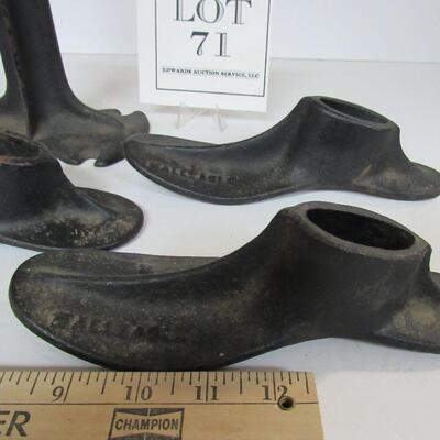 Old Malleable Shoe Last Stand and 3 Shoe Anvils, Different Sizes