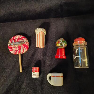 Miniature Dollhouse Items Lot of 6